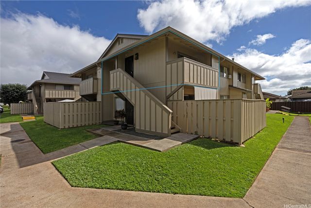 94-1155 Mopua Loop N8, Waipahu, HI 96797