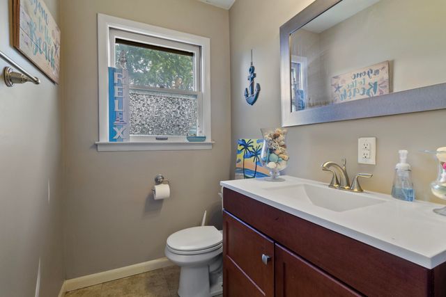1751 N Lafayette Street, Griffith, IN 46319