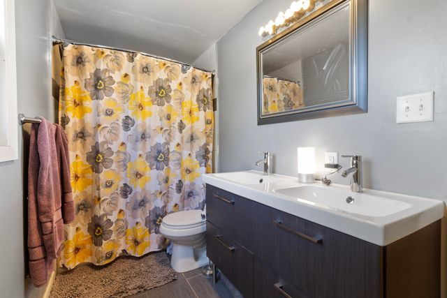 1751 N Lafayette Street, Griffith, IN 46319