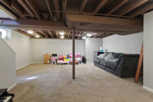 1751 N Lafayette Street, Griffith, IN 46319