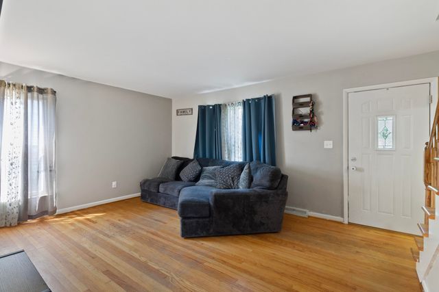 1751 N Lafayette Street, Griffith, IN 46319