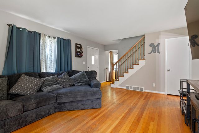 1751 N Lafayette Street, Griffith, IN 46319