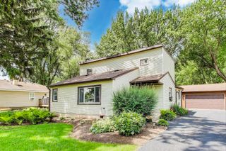2021 Oak Drive, Mchenry, IL 60050