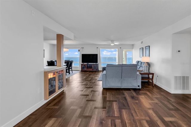 1 COLONY POINT DRIVE 13C, Punta Gorda, FL 33950