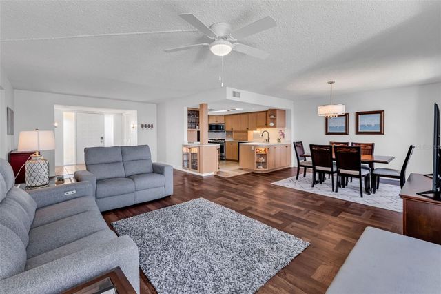 1 COLONY POINT DRIVE 13C, Punta Gorda, FL 33950