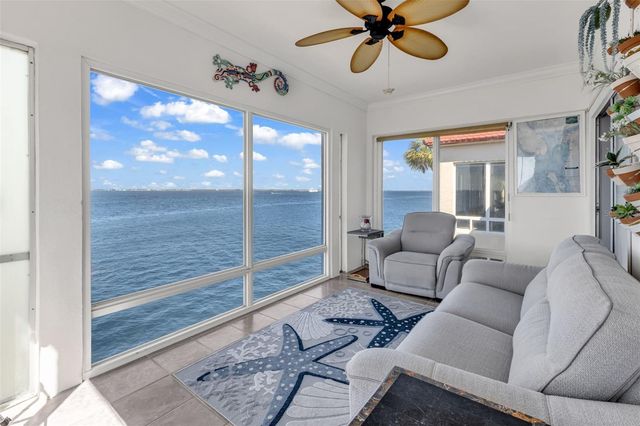 1 COLONY POINT DRIVE 13C, Punta Gorda, FL 33950