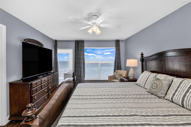 1 COLONY POINT DRIVE 13C, Punta Gorda, FL 33950