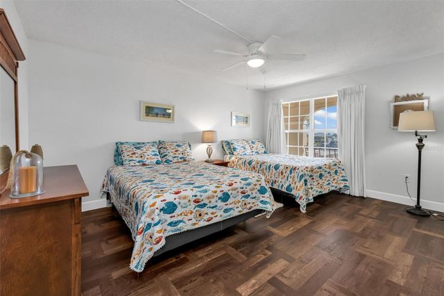 1 COLONY POINT DRIVE 13C, Punta Gorda, FL 33950