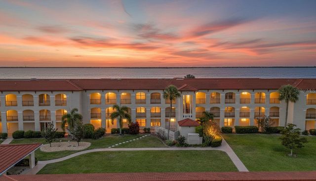 1 COLONY POINT DRIVE 13C, Punta Gorda, FL 33950