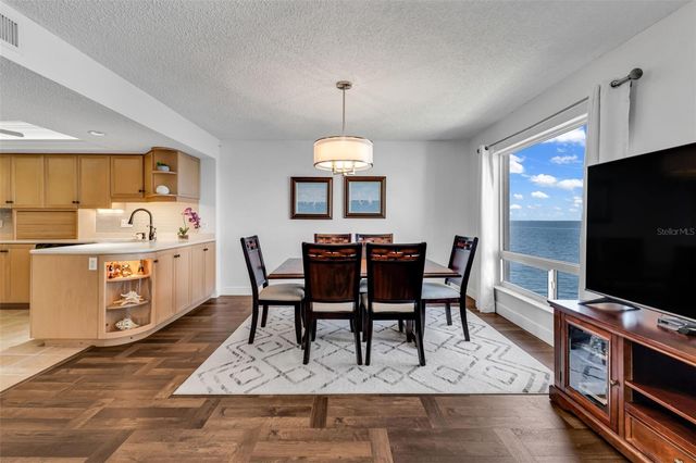 1 COLONY POINT DRIVE 13C, Punta Gorda, FL 33950