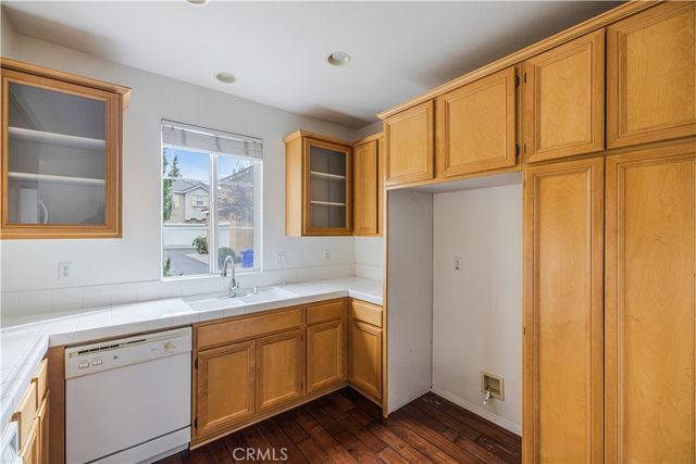 24650 Montevista, Valencia, CA 91354