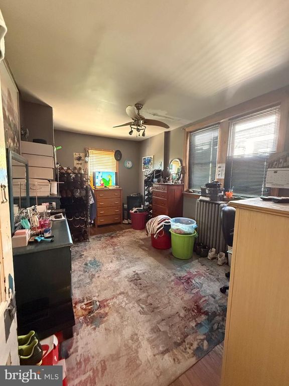 5730 N 7TH ST, Philadelphia, PA 19120