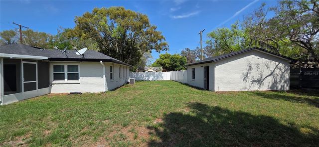 132 JAMES STREET, Auburndale, FL 33823