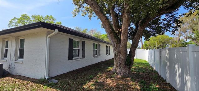 132 JAMES STREET, Auburndale, FL 33823