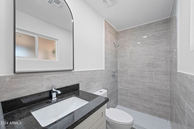 632 N 72ND Place, Scottsdale, AZ 85257