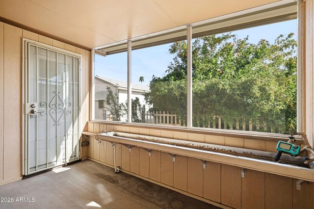 16607 N 3rd Avenue, Phoenix, AZ 85023