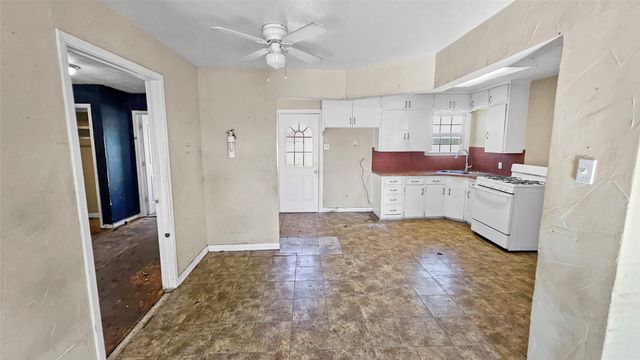 301 Buhler Drive, Garland, TX 75040