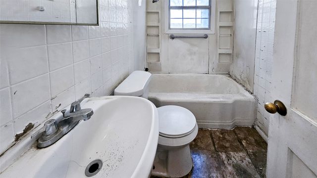 301 Buhler Drive, Garland, TX 75040