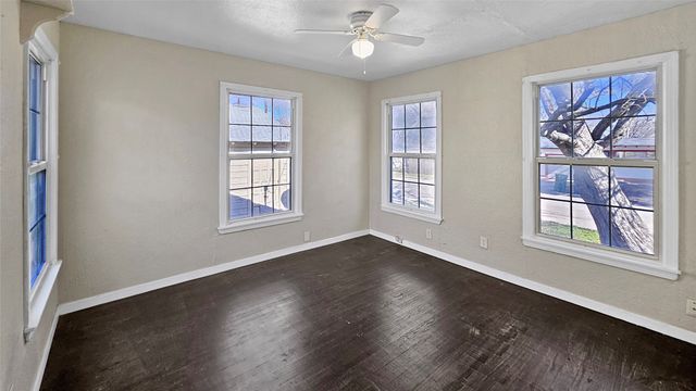 301 Buhler Drive, Garland, TX 75040