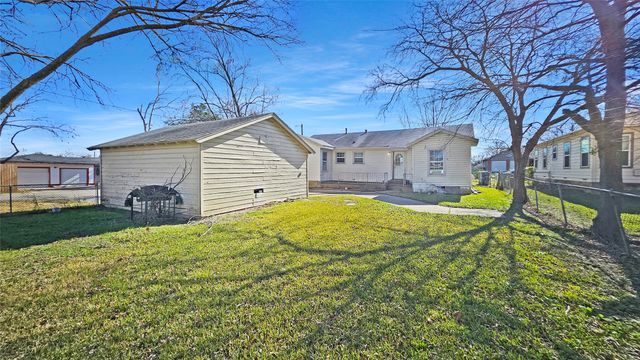 301 Buhler Drive, Garland, TX 75040