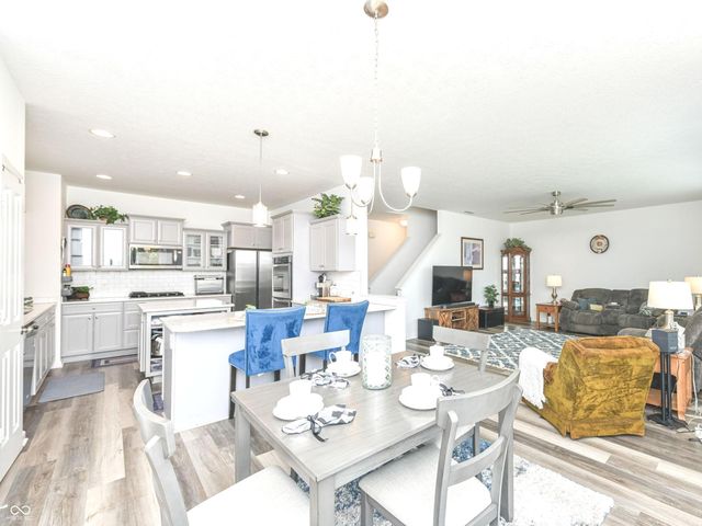 5583 W Port Drive, Mccordsville, IN 46055