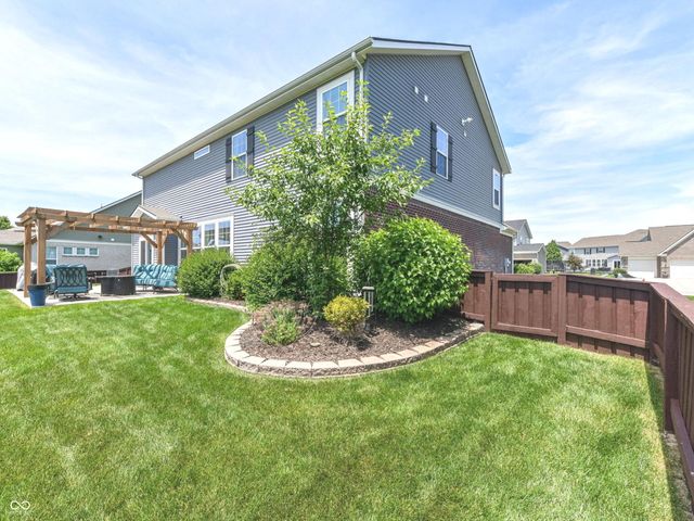 5583 W Port Drive, Mccordsville, IN 46055