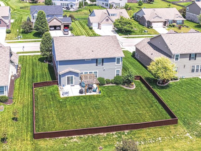 5583 W Port Drive, Mccordsville, IN 46055
