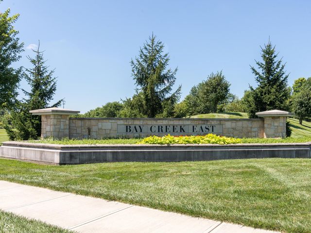 5583 W Port Drive, Mccordsville, IN 46055