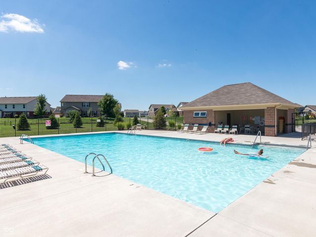 5583 W Port Drive, Mccordsville, IN 46055