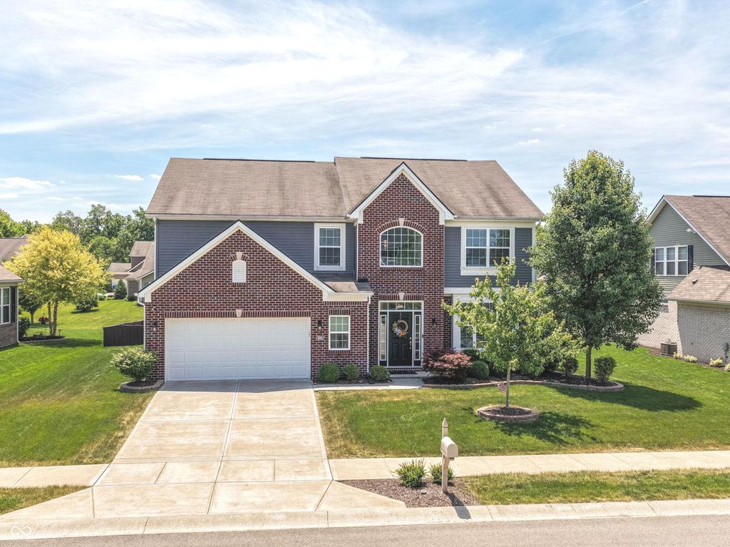 5583 W Port Drive, Mccordsville, IN 46055