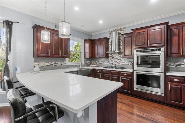 2349 Meadow Isle Lane, Lawrenceville, GA 30043