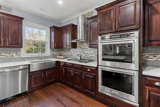 2349 Meadow Isle Lane, Lawrenceville, GA 30043