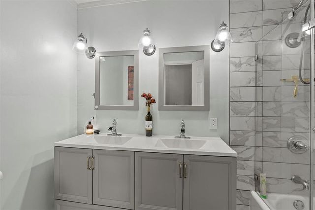 2349 Meadow Isle Lane, Lawrenceville, GA 30043