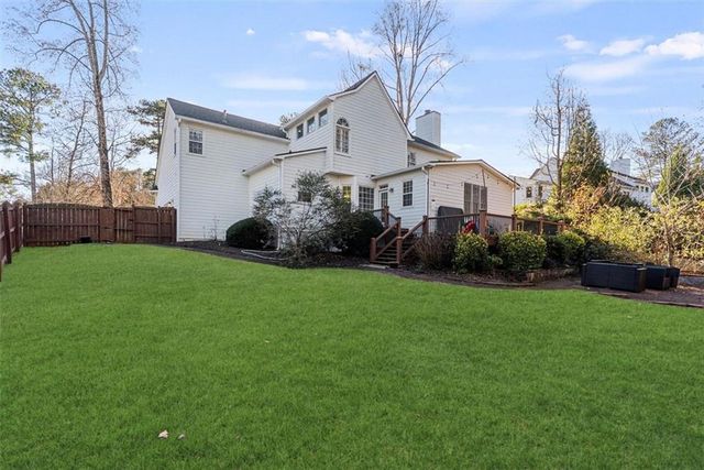 2349 Meadow Isle Lane, Lawrenceville, GA 30043