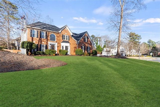 2349 Meadow Isle Lane, Lawrenceville, GA 30043