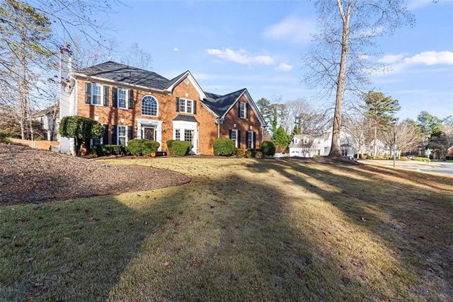 2349 Meadow Isle Lane, Lawrenceville, GA 30043
