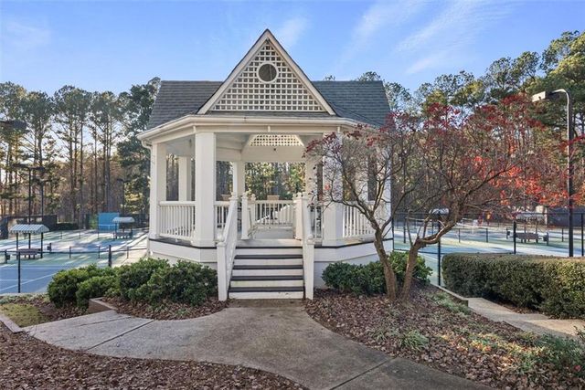 2349 Meadow Isle Lane, Lawrenceville, GA 30043