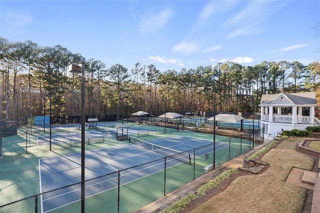 2349 Meadow Isle Lane, Lawrenceville, GA 30043