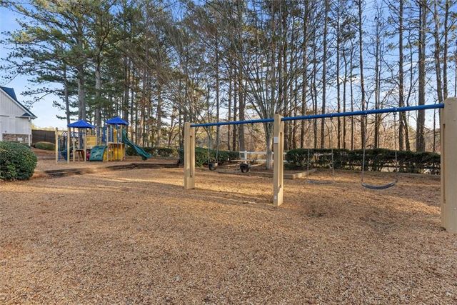 2349 Meadow Isle Lane, Lawrenceville, GA 30043