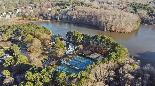 2349 Meadow Isle Lane, Lawrenceville, GA 30043