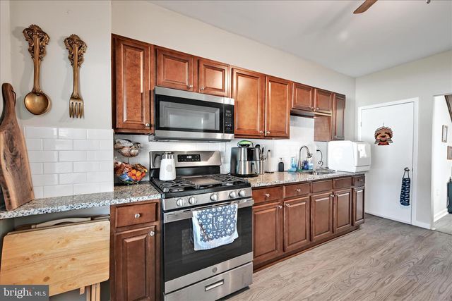 18 JURY ST, Highspire, PA 17034