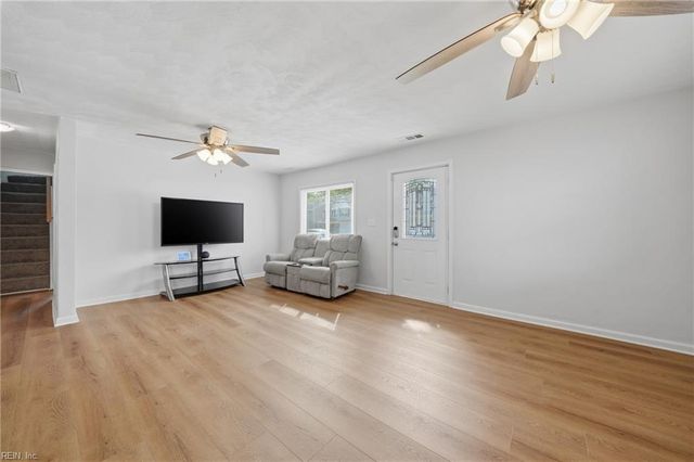 5026 Krick ST, Norfolk, VA 23513