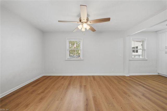 5026 Krick ST, Norfolk, VA 23513