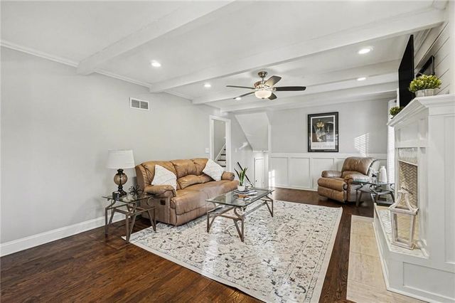 7201 W 99th Street, Overland Park, KS 66212