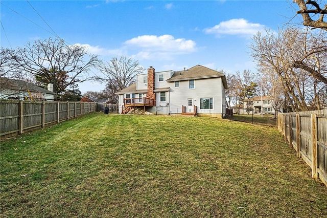 7201 W 99th Street, Overland Park, KS 66212