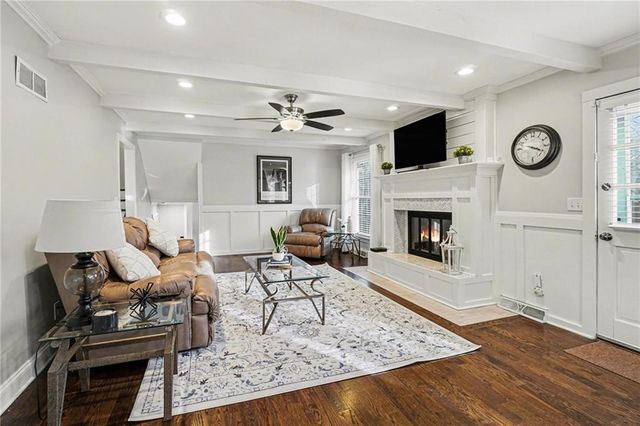 7201 W 99th Street, Overland Park, KS 66212