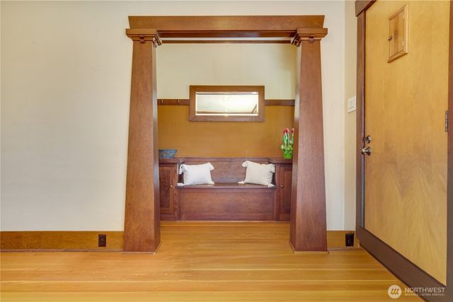 3820 S J Street, Tacoma, WA 98418