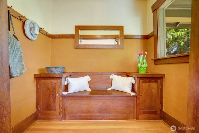 3820 S J Street, Tacoma, WA 98418