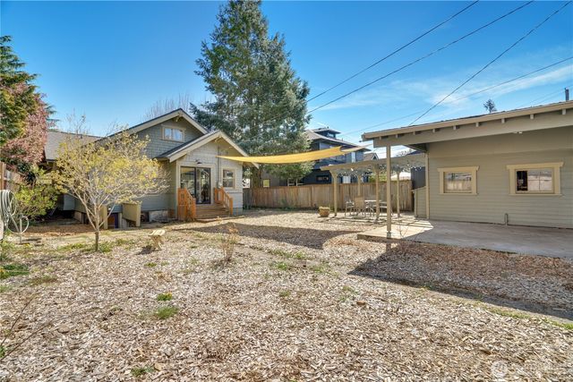 3820 S J Street, Tacoma, WA 98418