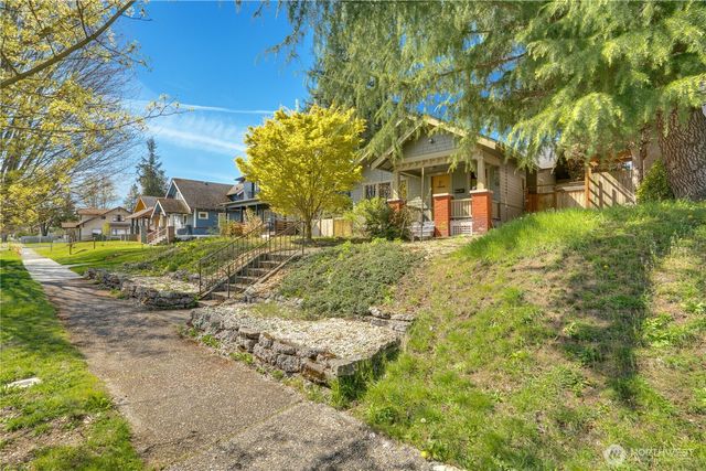 3820 S J Street, Tacoma, WA 98418